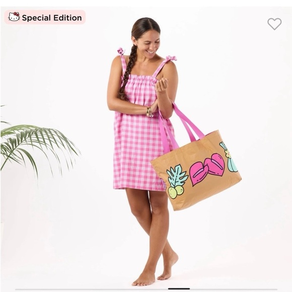 Aloha Collection x Hello Kitty Holo Holo
Brand New with Tags - Picture 8 of 8